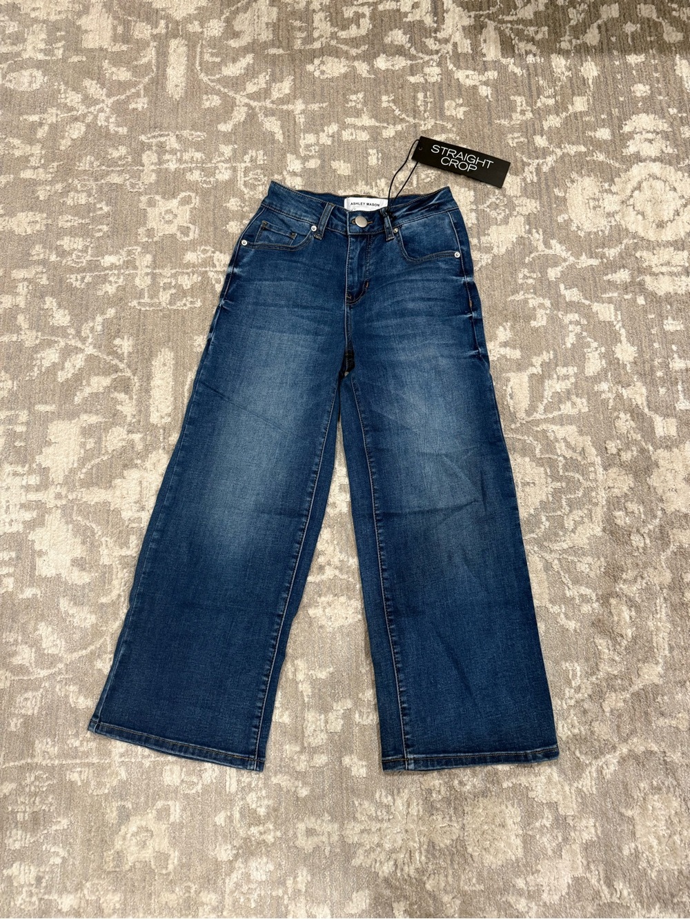 NWT Size 1 Ashley Mason Crop Wide-Leg Jeans in Dark Blue